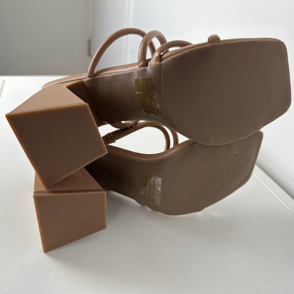 Abound Womens Strappy Slip-On Slide Faux Leather Block Heel Beige Sandals 6.5M - Picture 8 of 9